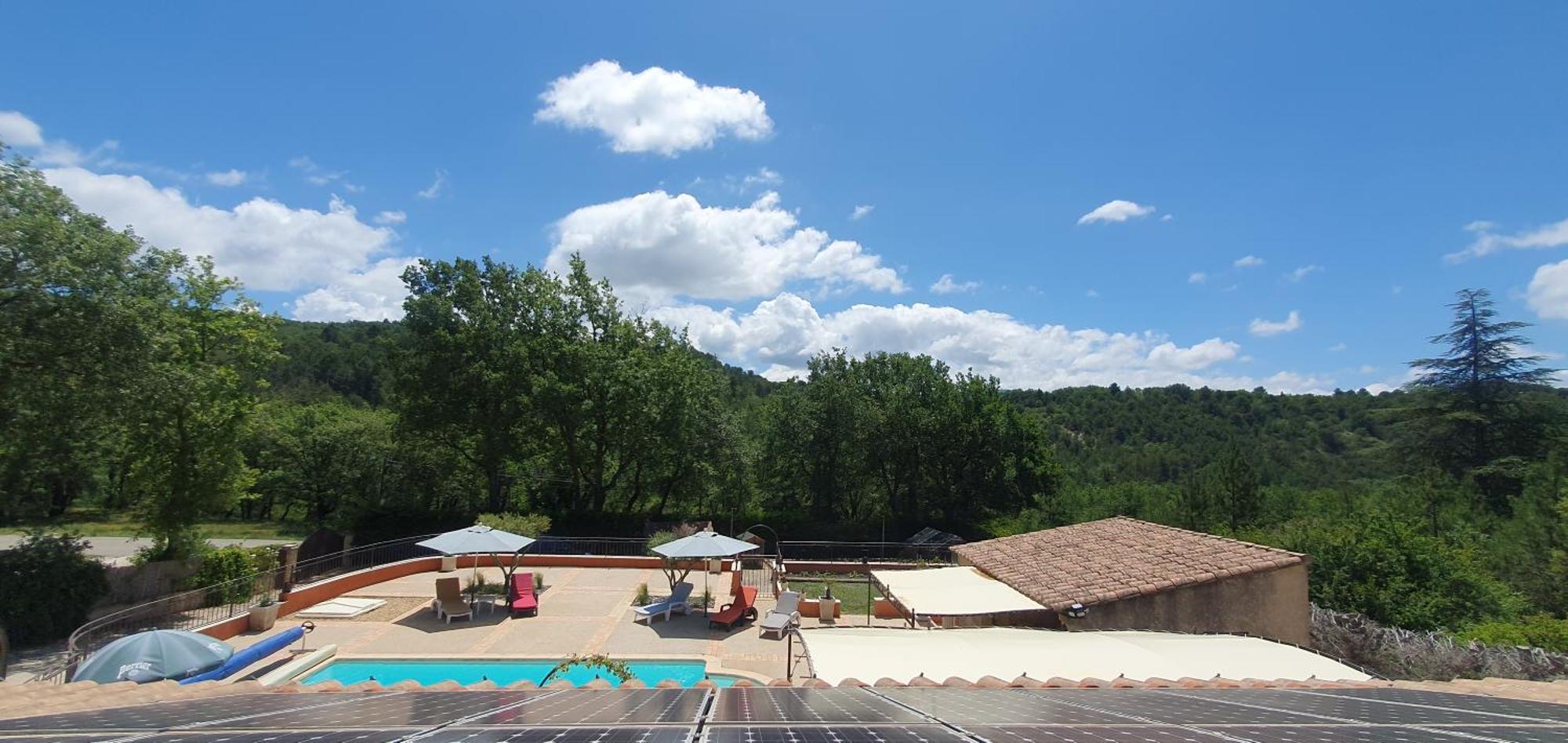 Villa Maison Familiale Avec Piscine Et Boulodrome Dans Le Luberon à Caseneuve Extérieur photo