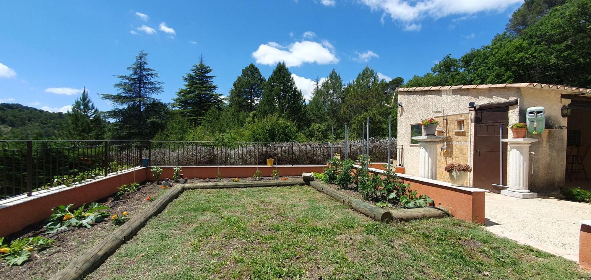 Villa Maison Familiale Avec Piscine Et Boulodrome Dans Le Luberon à Caseneuve Extérieur photo